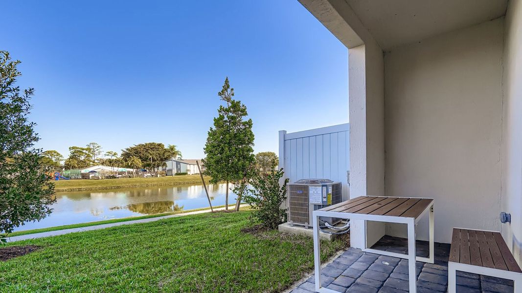 Representative exterior details of a home built from the Waverly by D.R. Horton in Lakeside Landing, Royal Palm Beach (Image 4).