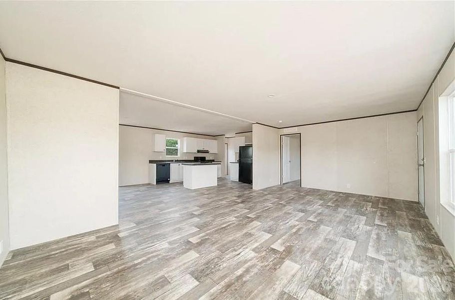 Spacious, unfurnished interior of a new home in , Lenoir (Image 15).