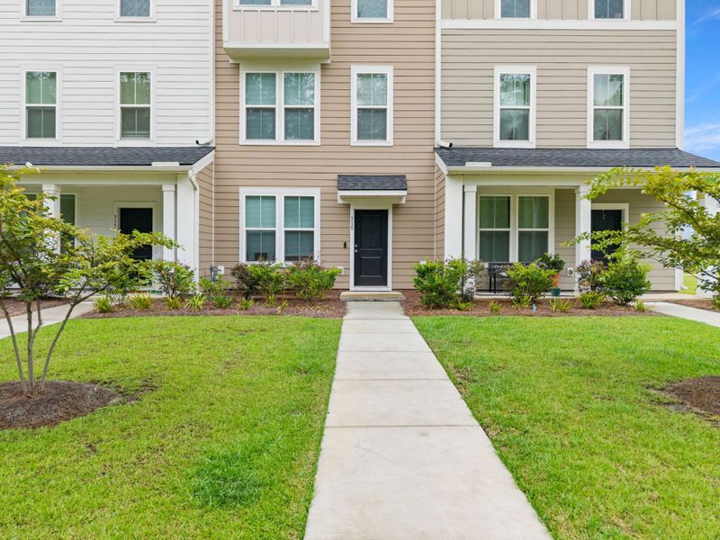 Exterior details and patio area of a home in , Moncks Corner (Image 2). Exterior details and patio area of a home in , Moncks Corner (Image 2).