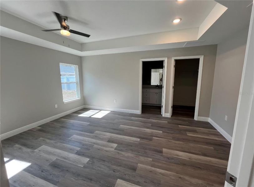 Spacious, unfurnished interior of a new home in , Belleview (Image 9).