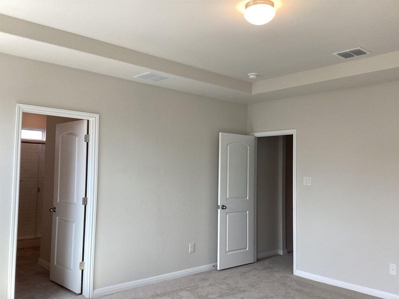 Spacious, unfurnished interior of a new home in Lariat, Liberty Hill (Image 14).