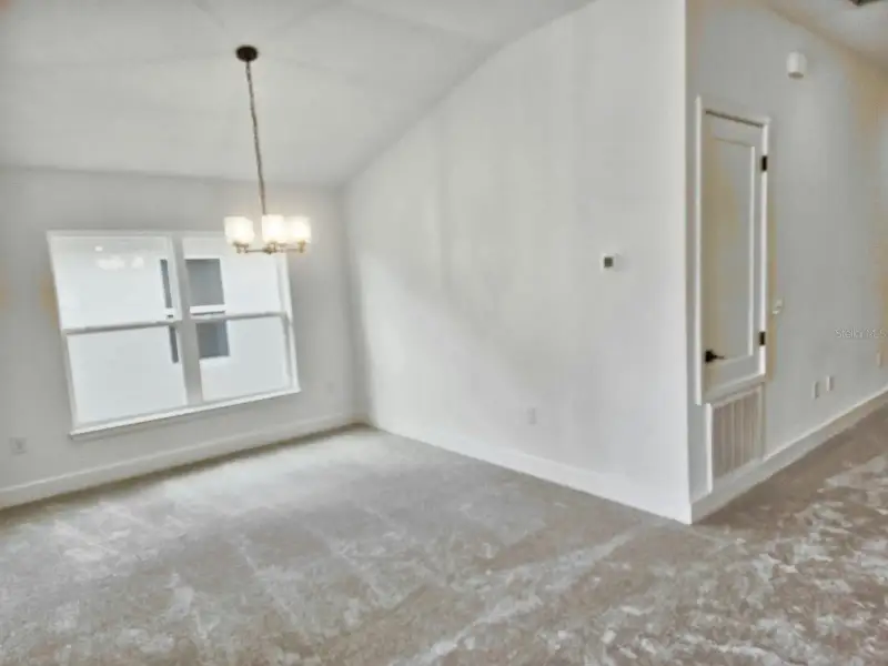 Spacious, unfurnished interior of a new home in Harmony Central, St. Cloud (Image 10).