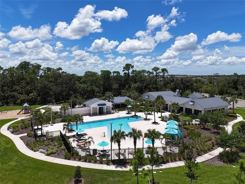 Community amenities in , Parrish (Image 62).