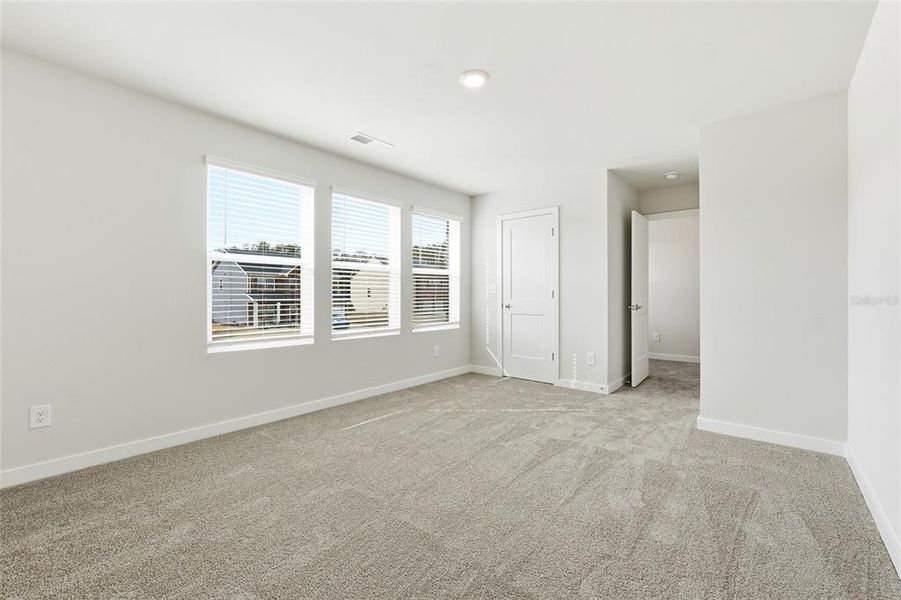 Spacious, unfurnished interior of a new home in Fern Dale, Fairburn (Image 18).