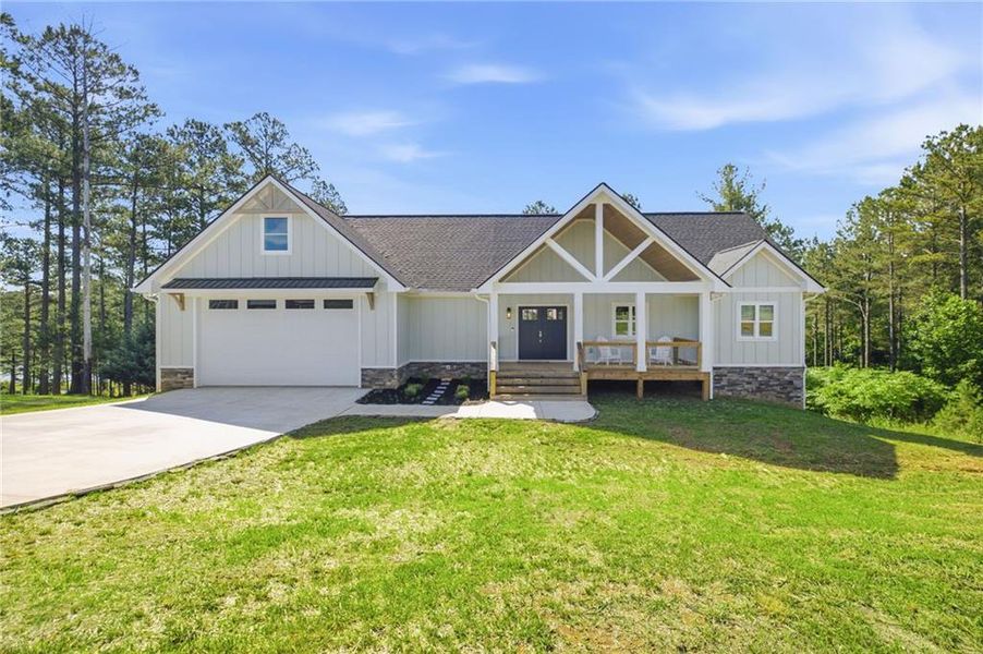 Front exterior of a new home in , Blairsville, GA, highlighting curb appeal (Image 2). Front exterior of a new home in , Blairsville, GA, highlighting curb appeal (Image 2).