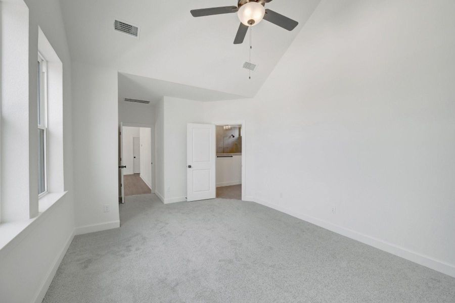 Spacious, unfurnished interior of a new home in Pomona - Grove Row Collection, Manvel (Image 21).