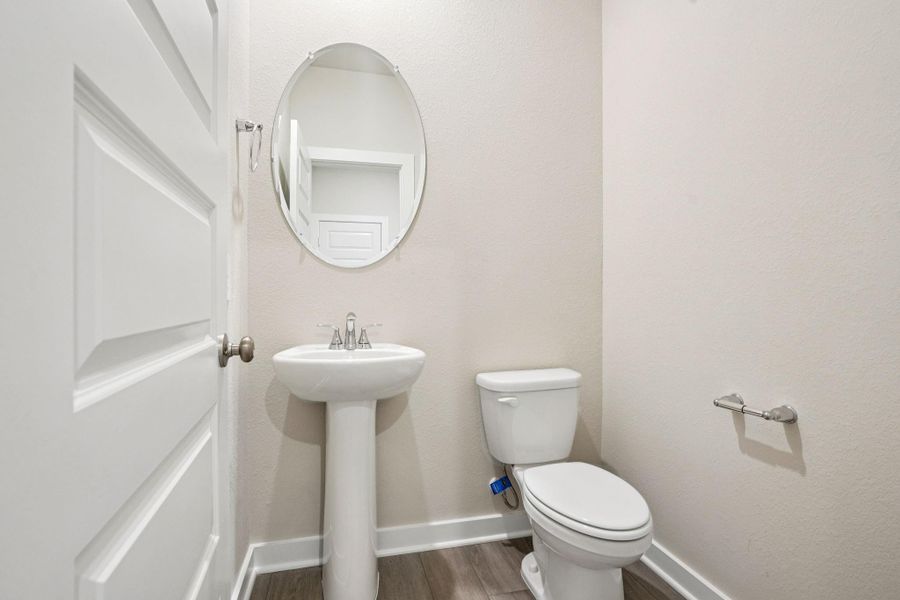 Photo is not of the actual home, but is an inspirational photo of builder’s model home and may depict options, furnishings, and/or decorator features that are not included Photo is not of the actual home, but is an inspirational photo of builder’s model home and may depict options, furnishings, and/or decorator features that are not included