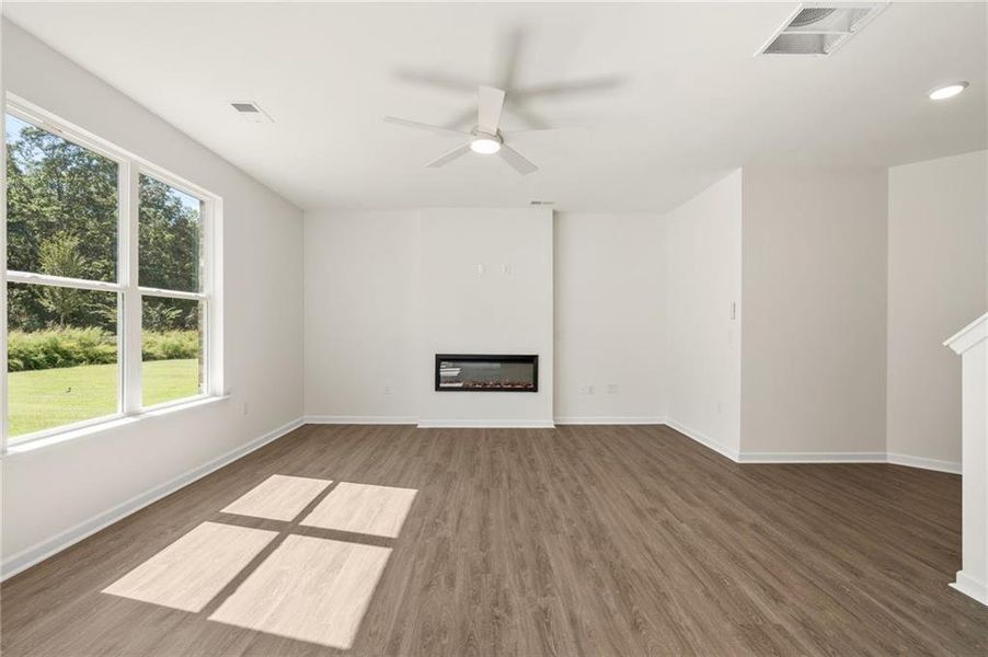 Spacious, unfurnished interior of a new home in The Brooke at Rivertown, South Fulton (Image 23).