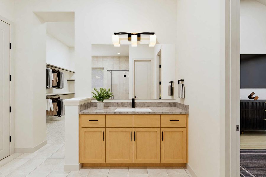 The Ivy - Owner's Bath