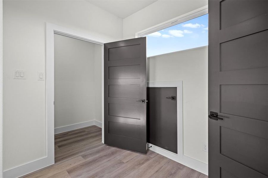 Furnished interior view inside a new home in , Dallas (Image 10). Furnished interior view inside a new home in , Dallas (Image 10).