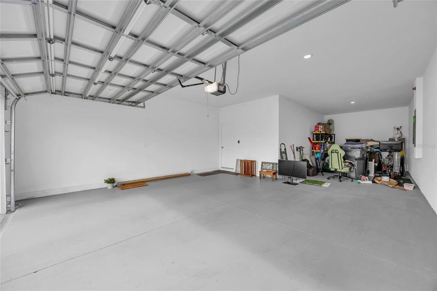Spacious, unfurnished interior of a new home in Providence, Davenport (Image 20).
