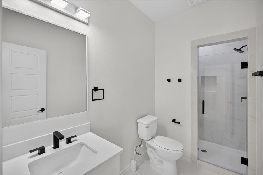 Furnished interior view inside a new home in , Donna (Image 3).