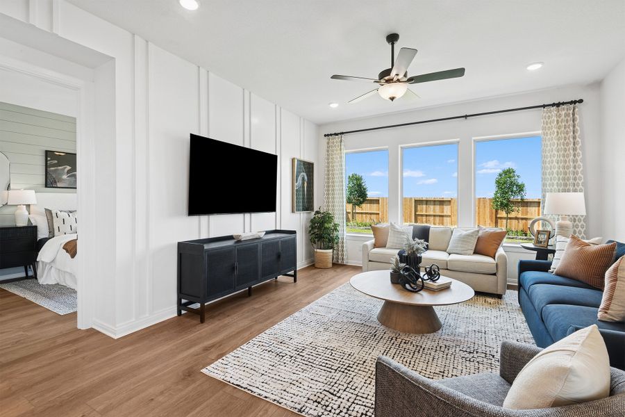 The Myrtle - Family Room