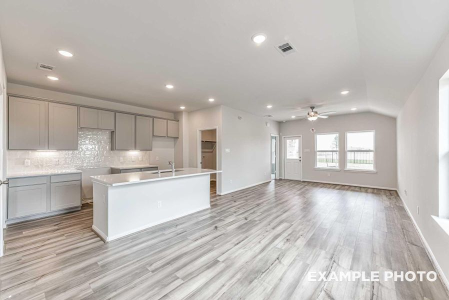 Furnished interior view inside a new home in River Ranch Meadows, Dayton (Image 10).