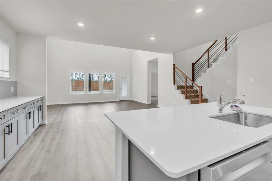 Furnished interior view inside a new home in The Landing at Hidden Lakes, McKinney (Image 7). Furnished interior view inside a new home in The Landing at Hidden Lakes, McKinney (Image 7).