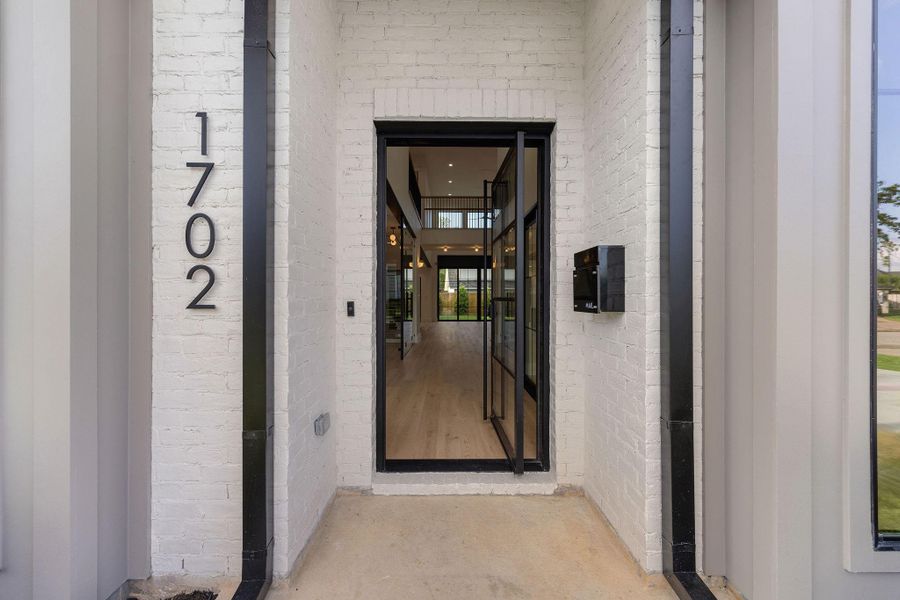 Exterior details and patio area of a home in , Houston (Image 3).