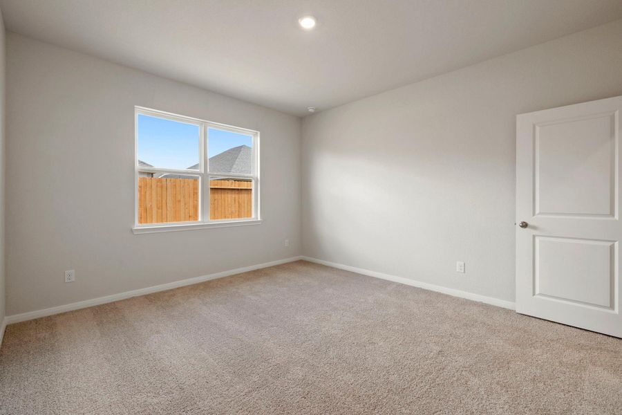 Spacious, unfurnished interior of a new home in Vacek Country Meadows, Richmond (Image 15).