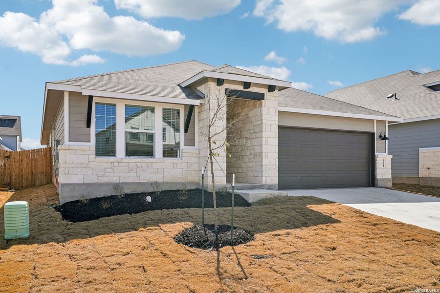 Image 43 of a home in Estancia Ranch - Classic Series.