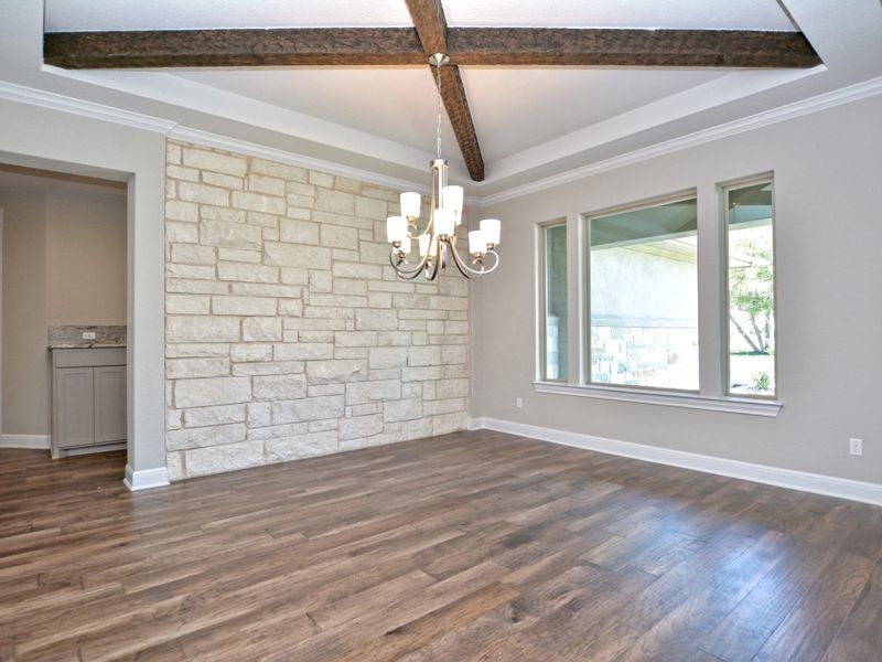 Representative unfurnished interior of a home built from the Santa Barbara II by Giddens Homes in Scofield Farms Estates, Georgetown (Image 96).