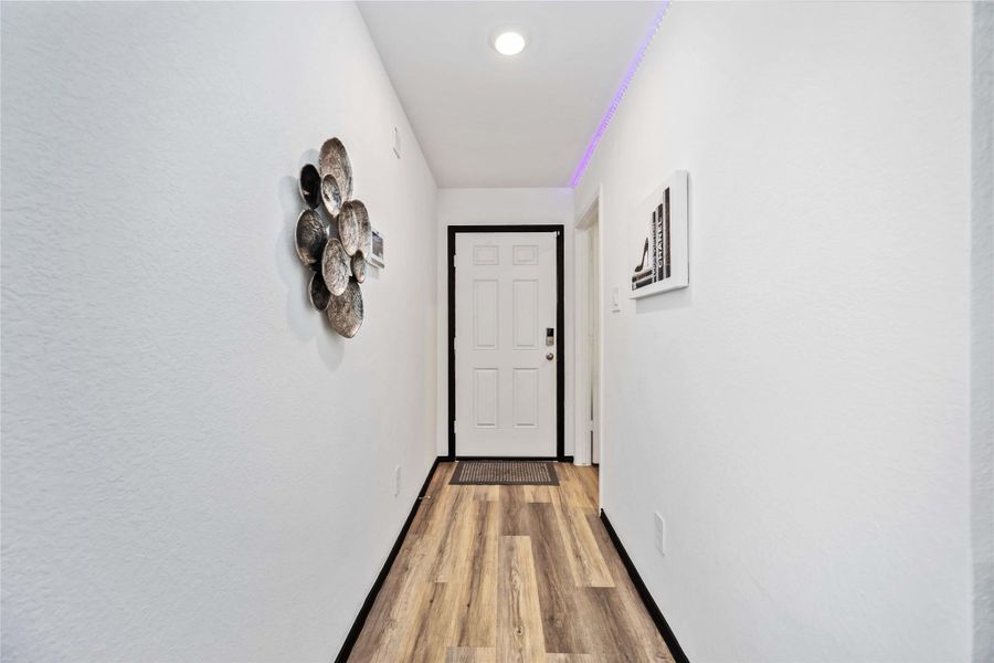 Spacious, unfurnished interior of a new home in , Houston (Image 20).