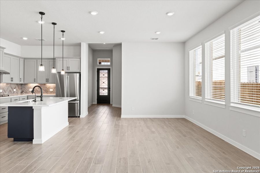 Image 23 of a home in Meyer Ranch.