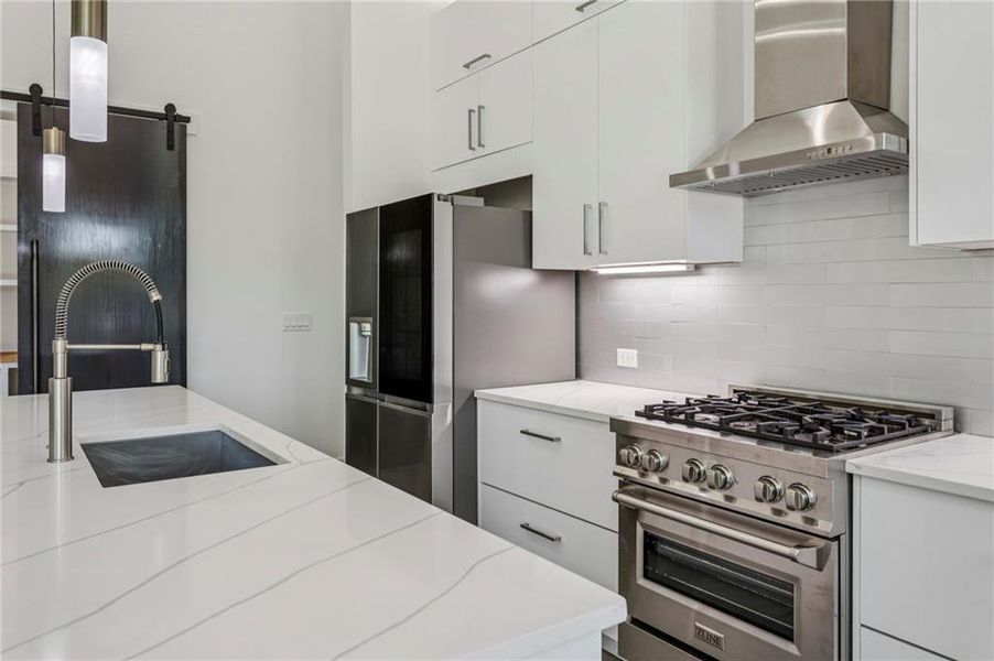 Furnished interior view inside a new home in , Marietta (Image 13).