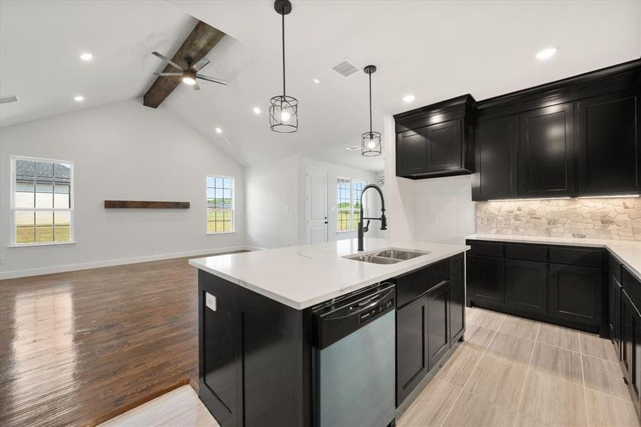 Furnished interior view inside a new home in , Corsicana (Image 7).