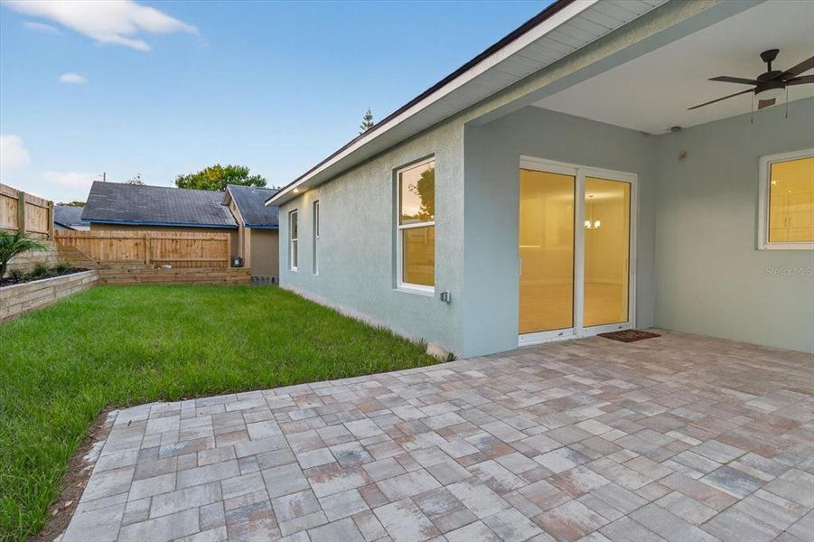 Exterior details and patio area of a home in , Tarpon Springs (Image 31).