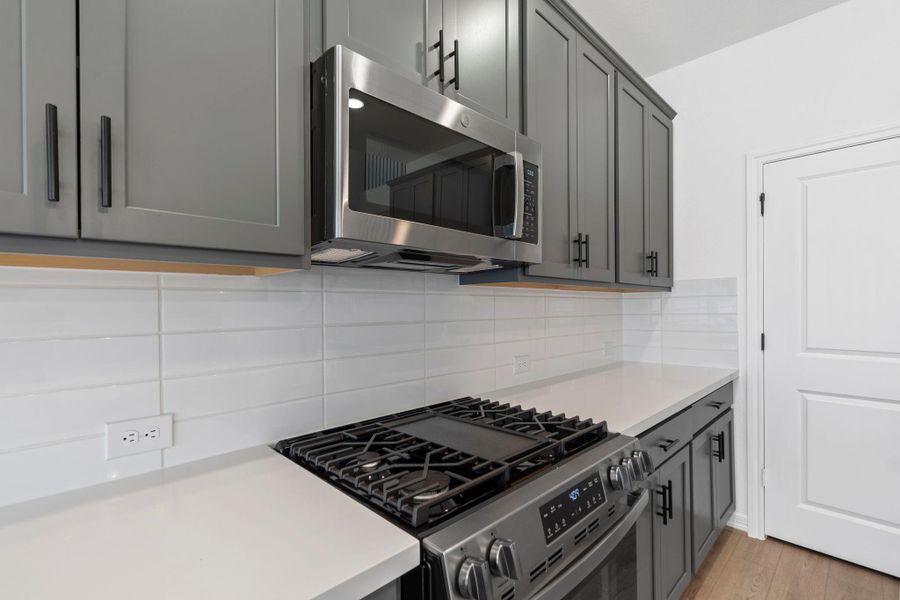 Furnished interior view inside a new home in Westland Ranch, League City (Image 5). Furnished interior view inside a new home in Westland Ranch, League City (Image 5).