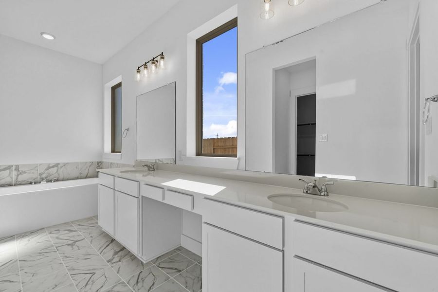 Furnished interior view inside a new home in Attwater, Waller (Image 6).