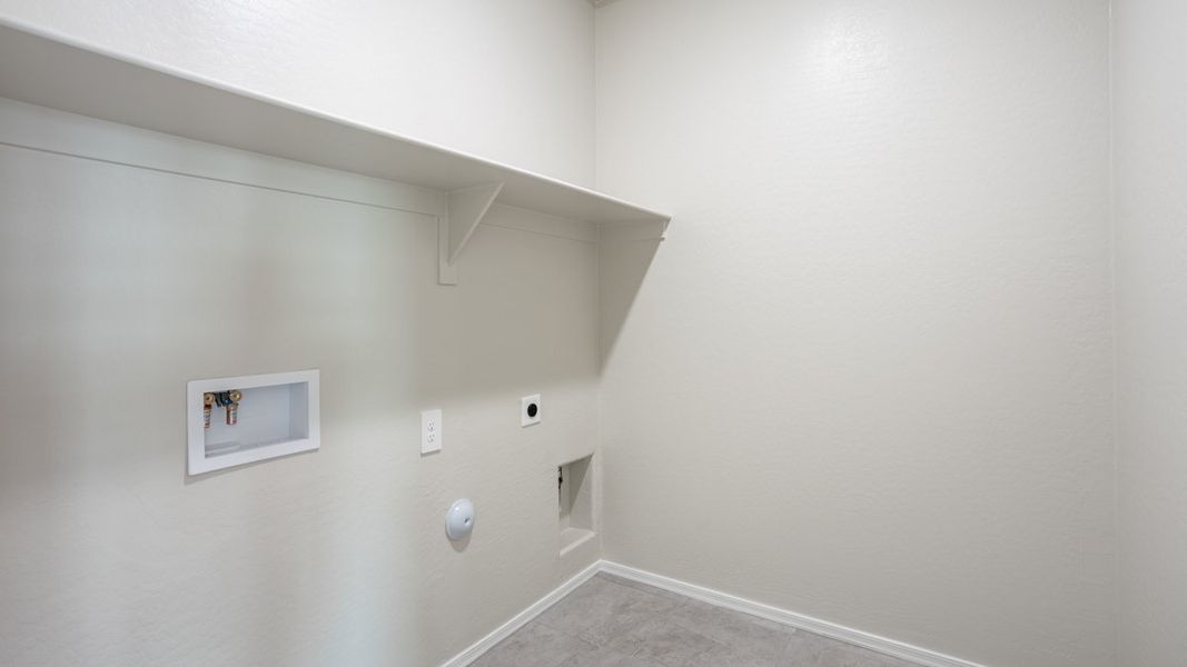 Representative unfurnished interior of a home built from the Blackstone by D.R. Horton in Rio Rancho Estates, Surprise (Image 36). Representative unfurnished interior of a home built from the Blackstone by D.R. Horton in Rio Rancho Estates, Surprise (Image 36).