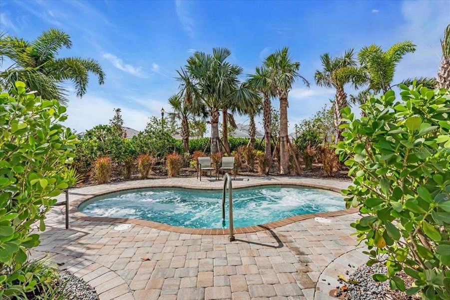 Community amenities in Esplanade at Artisan Lakes, Palmetto (Image 51).