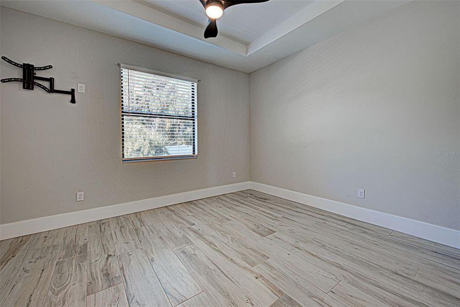Spacious, unfurnished interior of a new home in , North Port (Image 20).
