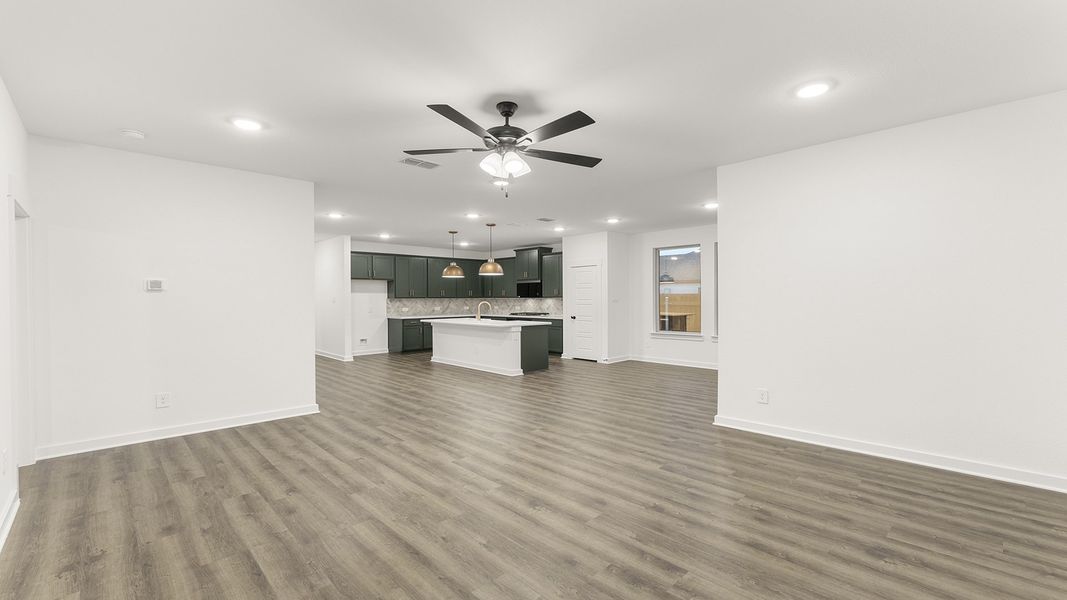 Spacious, unfurnished interior of a new home in The Oaks, Red Oak (Image 19). Spacious, unfurnished interior of a new home in The Oaks, Red Oak (Image 19).