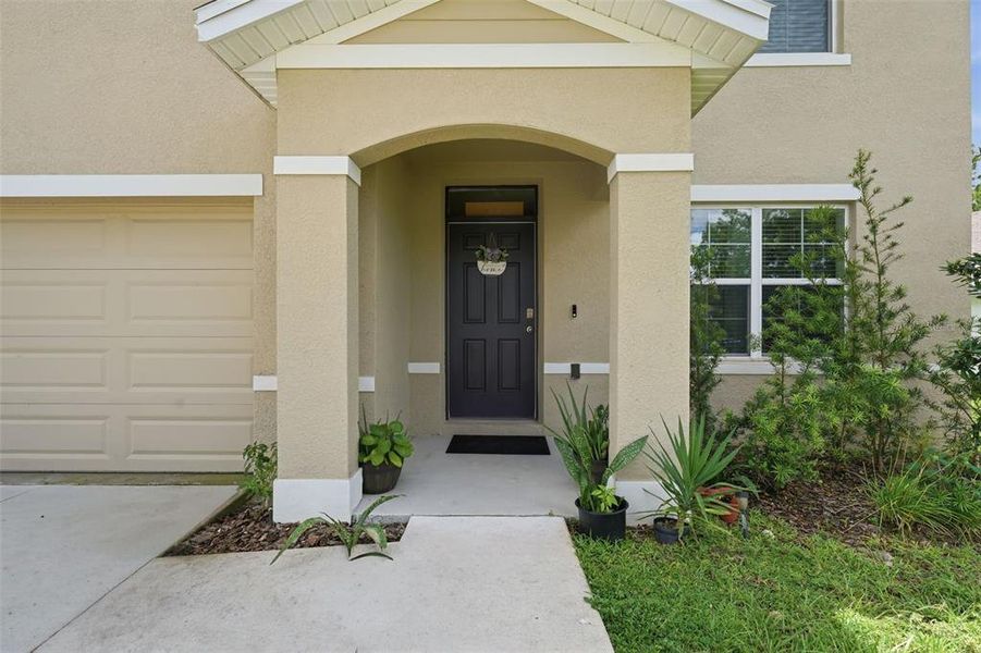 Exterior details and patio area of a home in Lake Diamond, Ocala (Image 32).