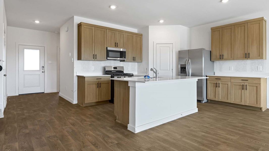 Furnished interior view inside a new home in Holly Ridge, Rosenberg (Image 3).