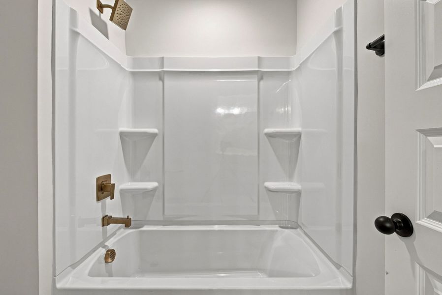 Tub Shower in Oxford Station Secondary Bath