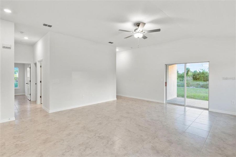Spacious, unfurnished interior of a new home in , Lehigh Acres (Image 20). Spacious, unfurnished interior of a new home in , Lehigh Acres (Image 20).