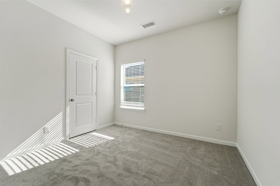 Spacious, unfurnished interior of a new home in Pebblebrook, Sherman (Image 42).