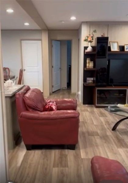 Furnished interior view inside a new home in , Clewiston (Image 6).