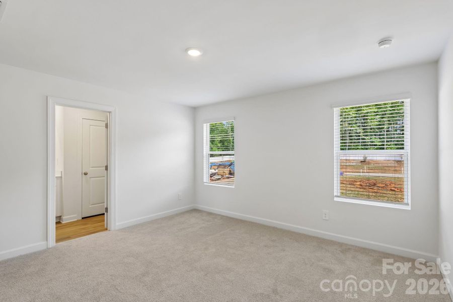 Photo is not of the actual home, but is an inspirational photo of builder’s model home and may depict options, furnishings, and/or decorator features that are not included Photo is not of the actual home, but is an inspirational photo of builder’s model home and may depict options, furnishings, and/or decorator features that are not included