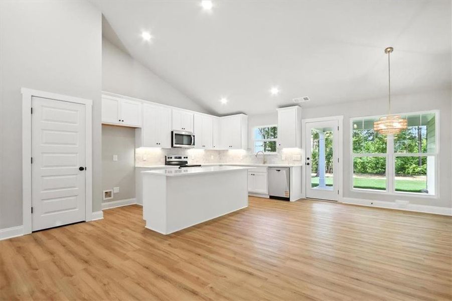 Furnished interior view inside a new home in , Hartwell (Image 10).
