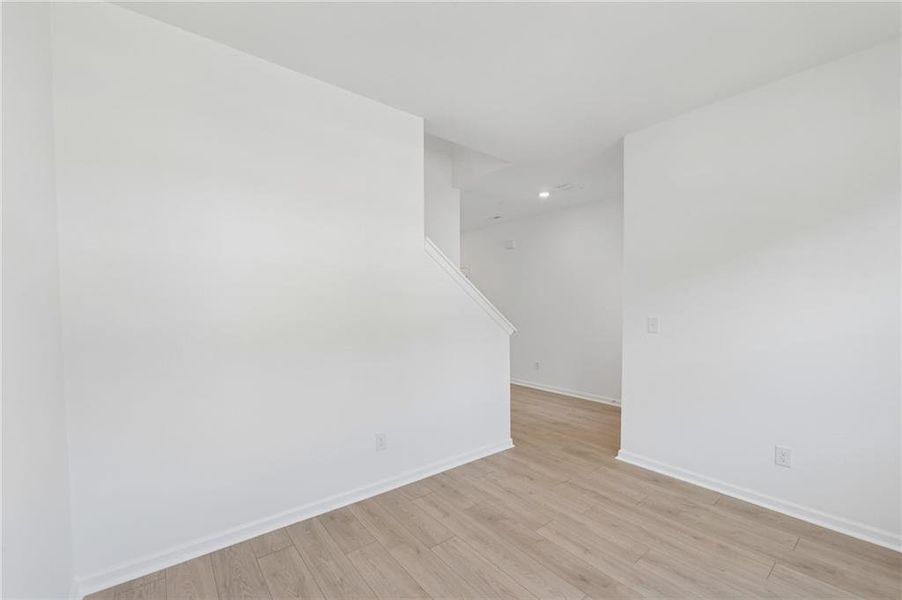 Spacious, unfurnished interior of a new home in Windance Lake, Loganville (Image 27). Spacious, unfurnished interior of a new home in Windance Lake, Loganville (Image 27).