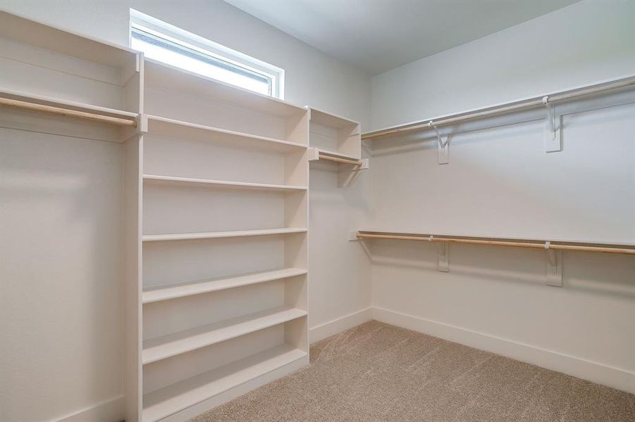 Spacious, unfurnished interior of a new home in Peaks at Lone Elm, Waxahachie (Image 15). Spacious, unfurnished interior of a new home in Peaks at Lone Elm, Waxahachie (Image 15).