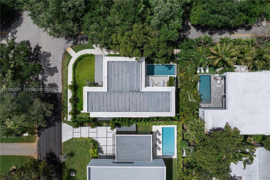 Community amenities in , Miami (Image 46).