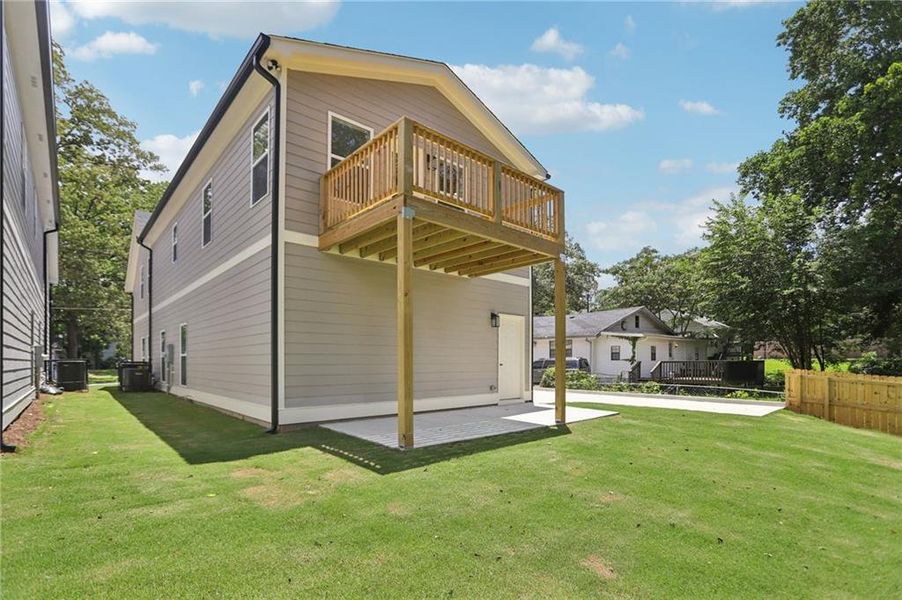 Exterior details and patio area of a home in , Hapeville (Image 3).