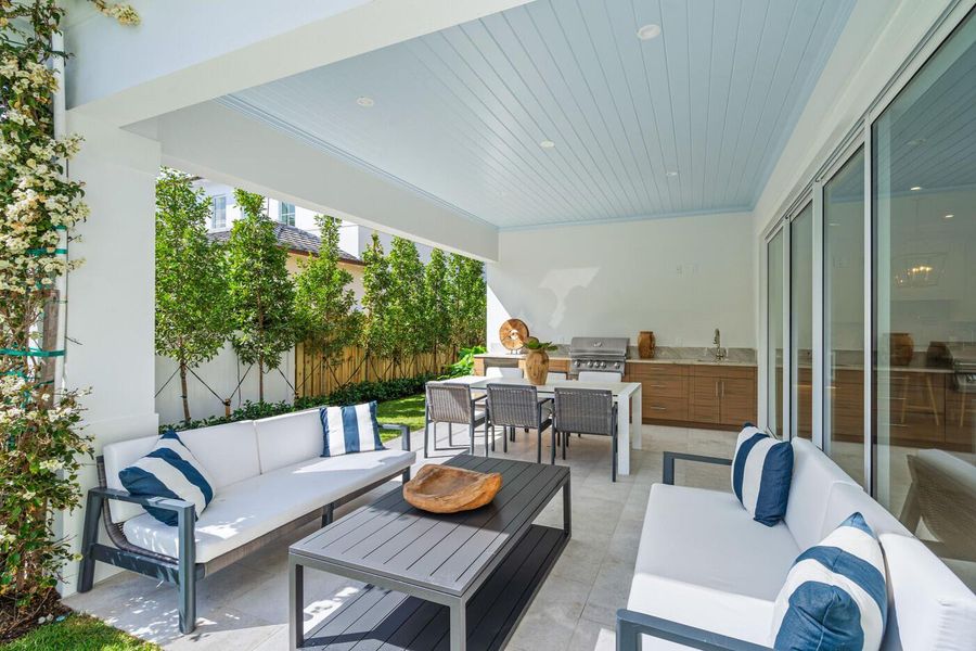 Exterior details and patio area of a home in , Jupiter (Image 4). Exterior details and patio area of a home in , Jupiter (Image 4).