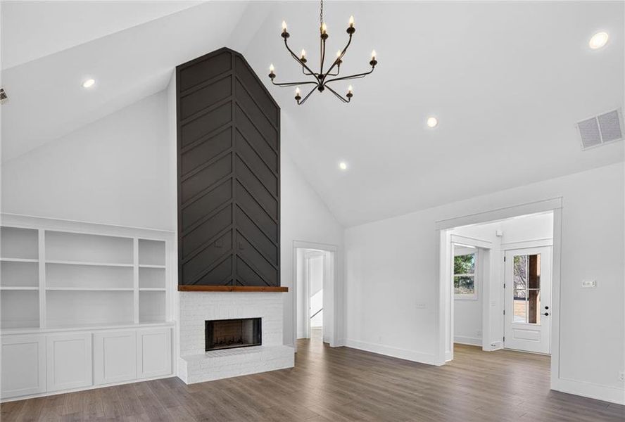 Spacious, unfurnished interior of a new home in , Dallas (Image 30).