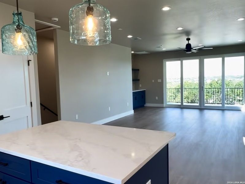 Spacious, unfurnished interior of a new home in , Canyon Lake (Image 9).