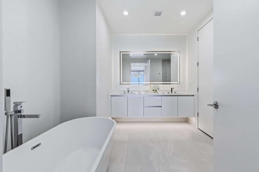 220_Lake_Shore_Dr_1205_WPB_025 220_Lake_Shore_Dr_1205_WPB_025